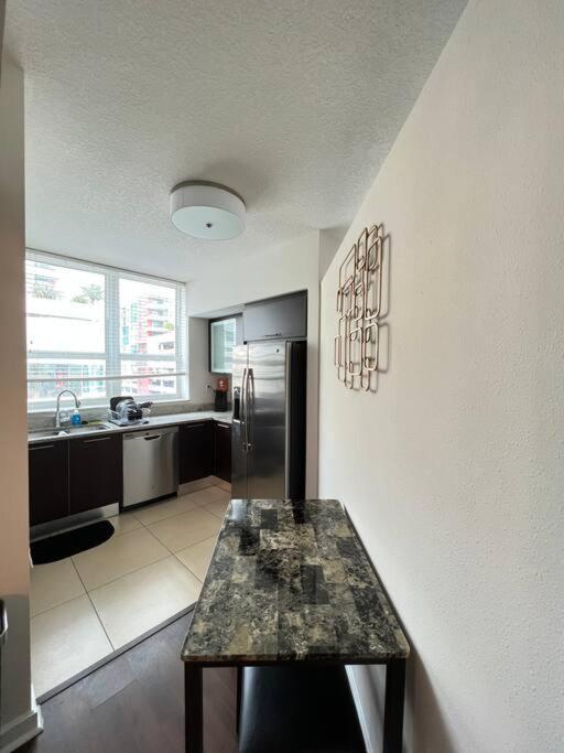 Luxury Apt 3 Mins To Dt Tampa -Pool-Gym-Balcony Exterior foto