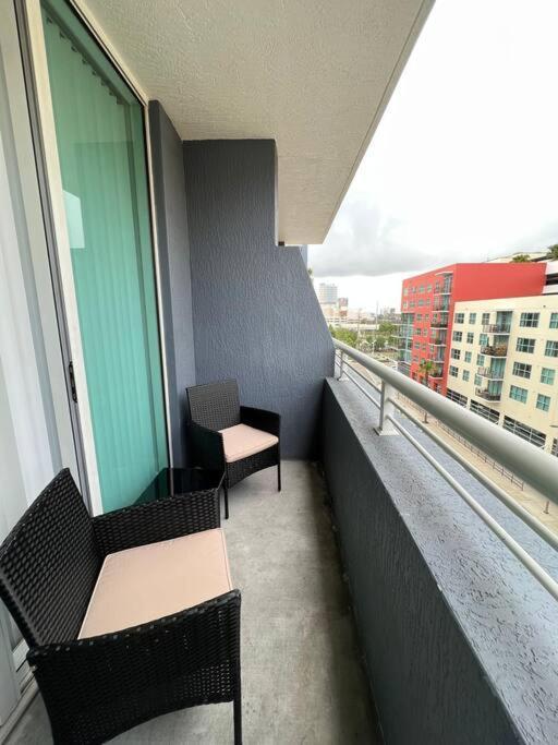 Luxury Apt 3 Mins To Dt Tampa -Pool-Gym-Balcony Exterior foto