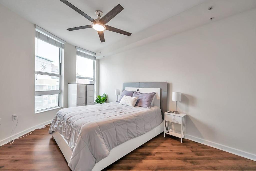 Luxury Apt 3 Mins To Dt Tampa -Pool-Gym-Balcony Exterior foto
